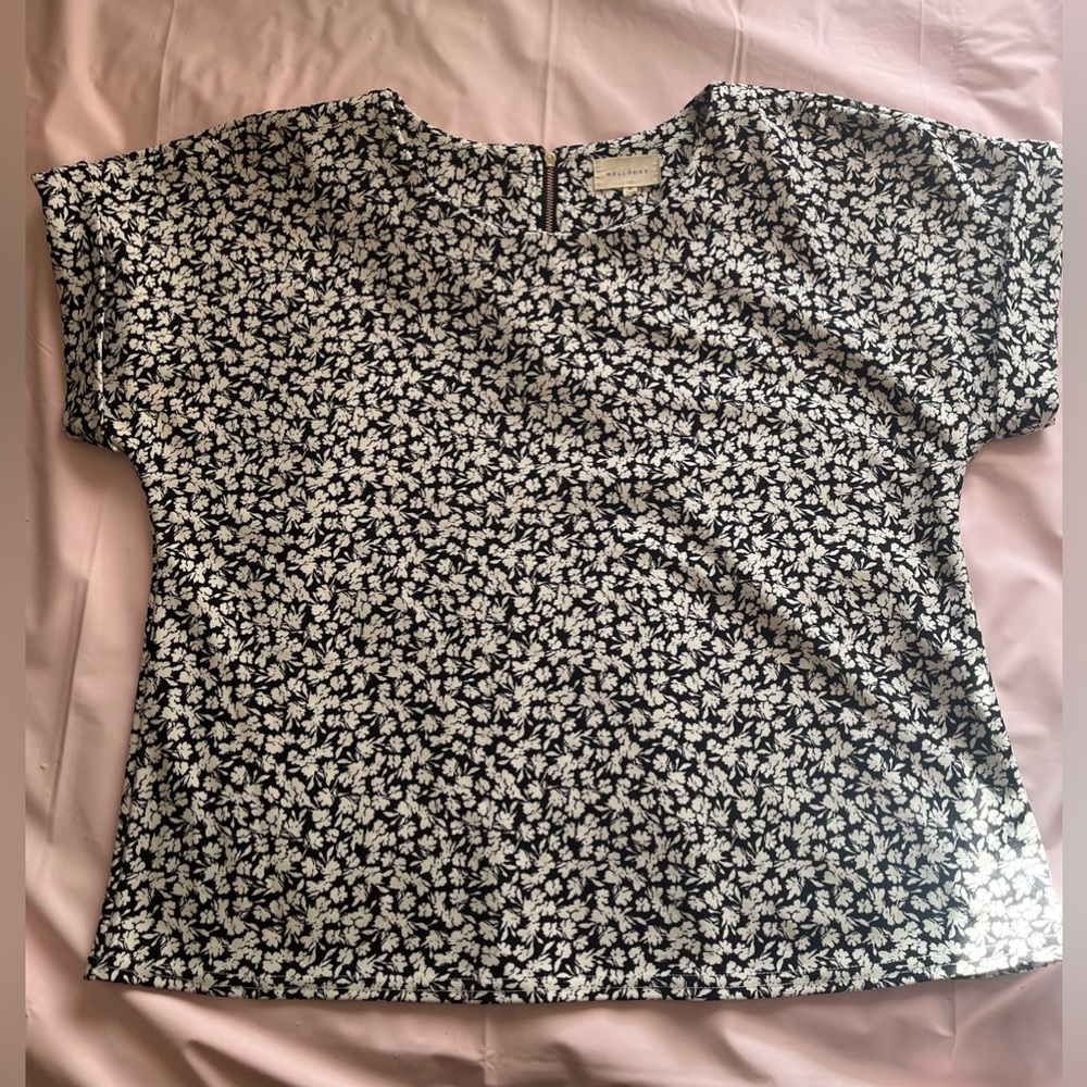 Melloday Black & White Floral Top